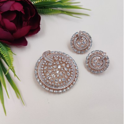 Elegant Adornment Locket Set 
